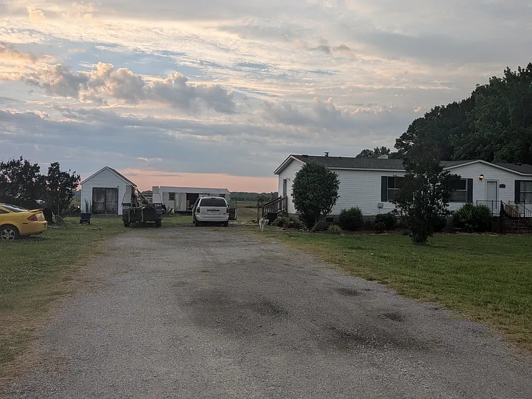 31570 Monroe Rd — Photo 3