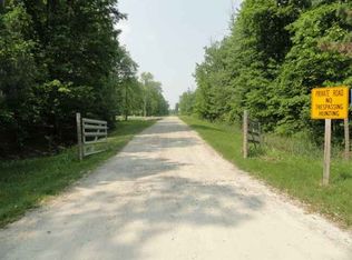 59400 Pilot Ln, Ray, MI 48096