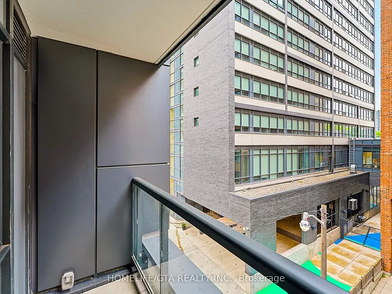 65 Mutual St #309 — Photo 36