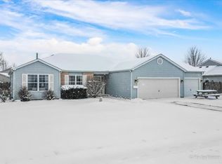 607 Cartwright Trl, McHenry, IL 60050