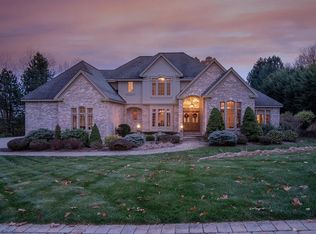 18 Kendall Hill Rd, Leominster, MA 01453