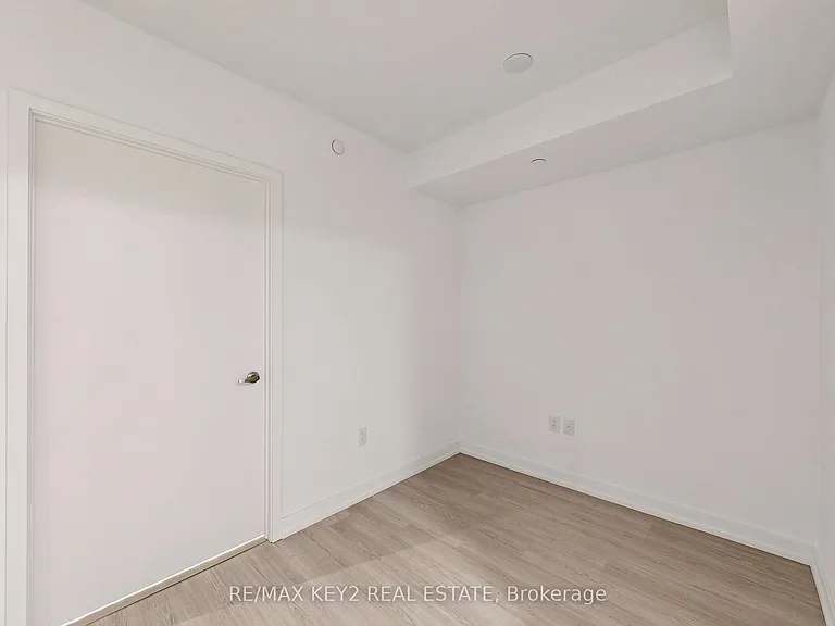 4010 Eglinton Ave W #216 — Photo 22