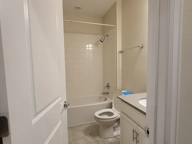 2911 Satire St — Photo 14