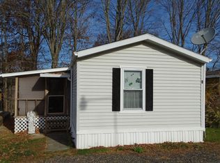 11 School Ground Rd TRAILER 6, Branford, CT 06405