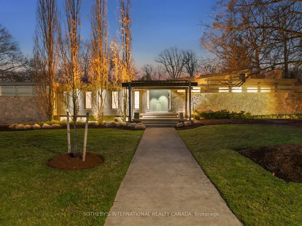 105 Marsdale Dr, Saint Catharines, ON L2T 3T3