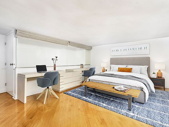 4th image of 121 W 20th St APT 2A
