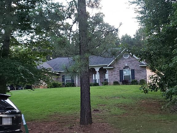 2nd image of 410 Fisher Dr