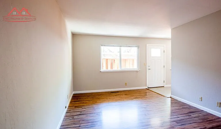 5160 Westdale Dr #2 — Photo 4