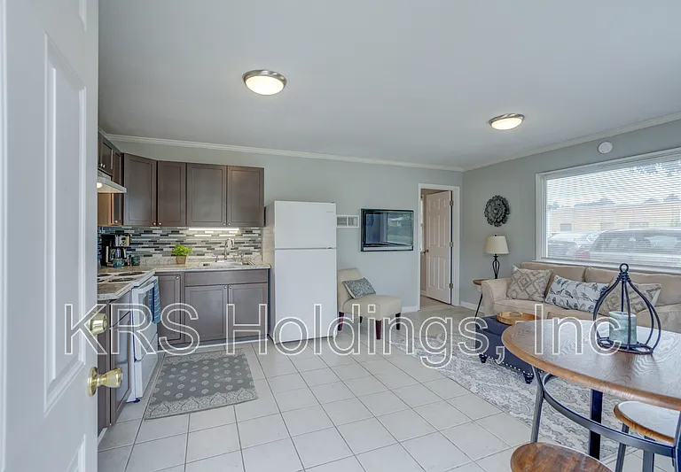 4127 Richmond Hwy #4127 — Photo 2