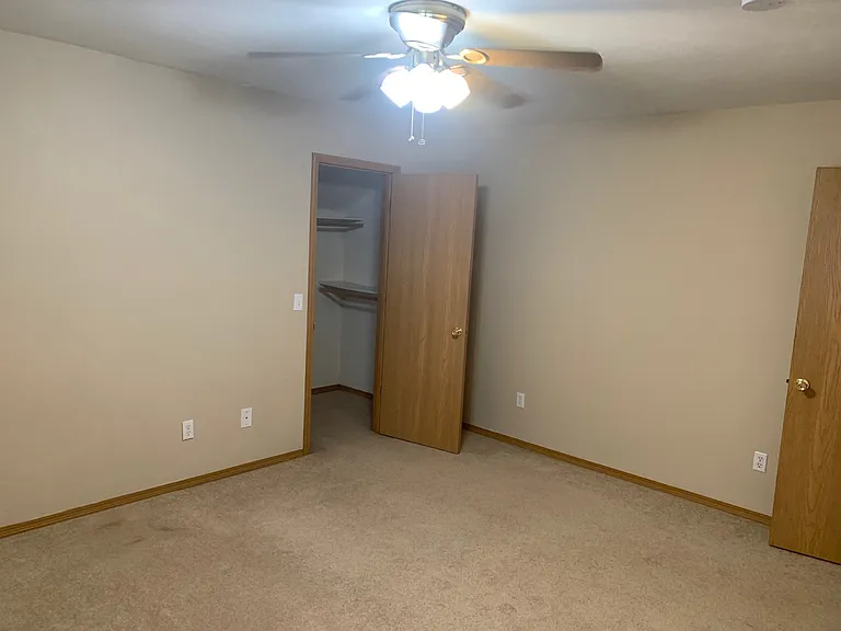 5700 N Orange Ln — Photo 12