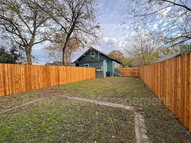 3217 NW 29th St #101 — Photo 19