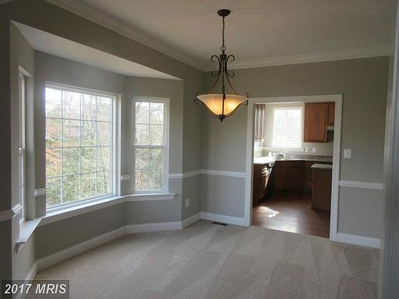 3rd image of 324 Bannister Ct