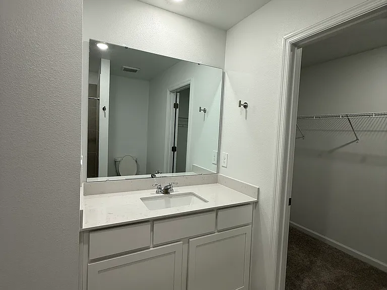 3367 Alexander Dr — Photo 11