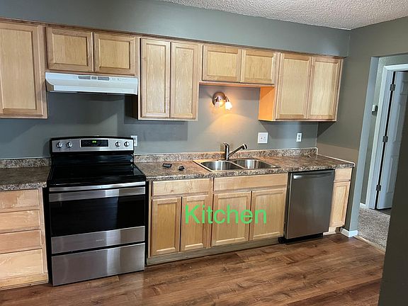2nd image of 946 Wescott Trl #205