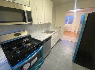 68-18 224th St #2, Oakland Gardens, NY 11364