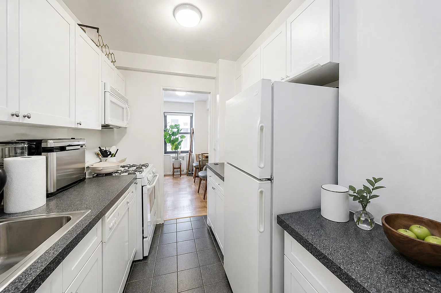 150 East 56th Street — Photo 3
