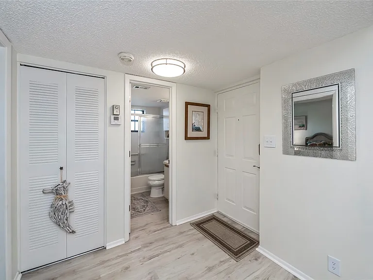19505 Quesada Ave #U201 — Photo 6
