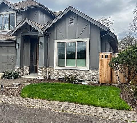 3rd image of 3146 NW 29th St
