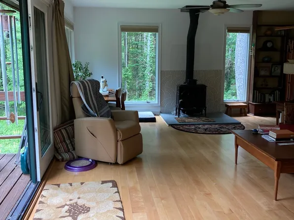 3 Sunny Slope Ter Floor 1, Ithaca, NY 14850