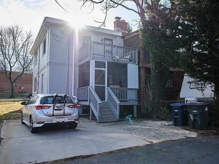144 Webster St NE — Photo 14