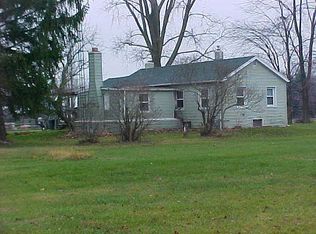 8823 Whiteford Rd, Ottawa Lake, MI 49267