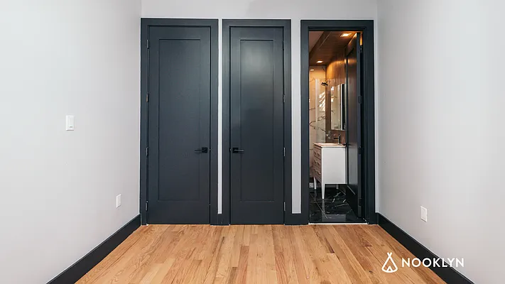 Rented by Nooklyn NYC LLC | media 55