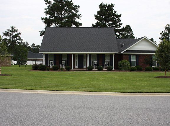 2nd image of 1013 Moss Creek Cir