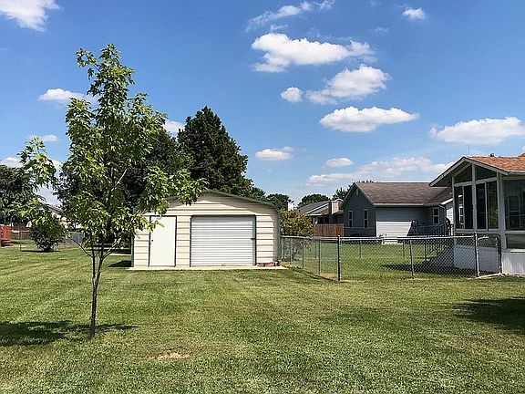 2nd image of 160 Northview Dr