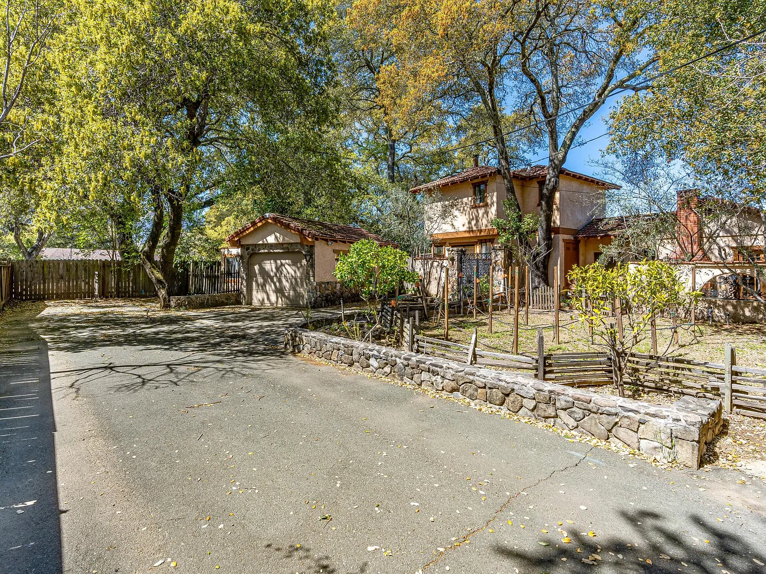 2 bed, 1875 sqft, $6,500 — Photo 4