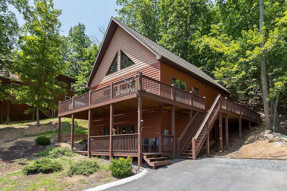 1st image of 239 Turkey Dr