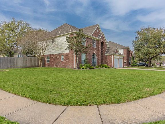 2nd image of 5130 Carefree Dr