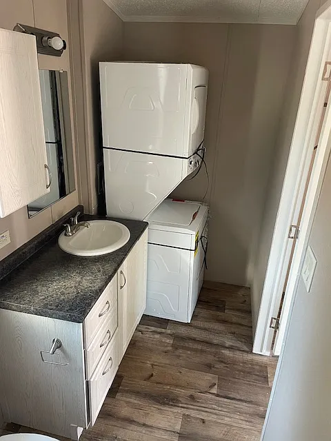 1 bed, 450 sqft, $995 — Photo 4