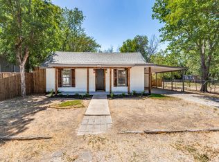 217 N Avenue B, Springtown, TX 76082