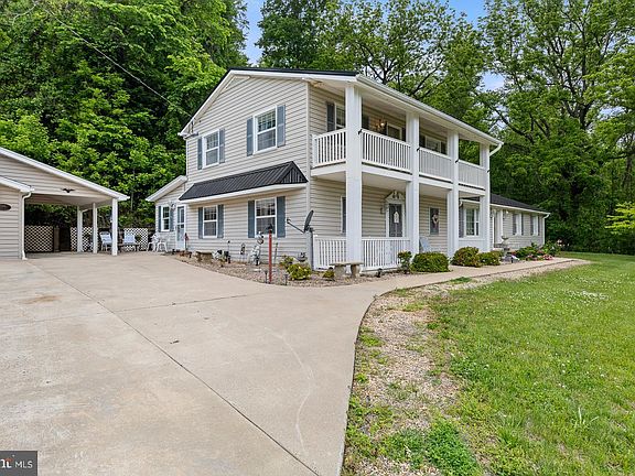4th image of 2586 Pine Grove Rd