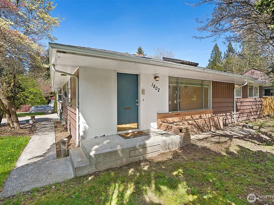 1st image of 1802 22nd Avenue SE