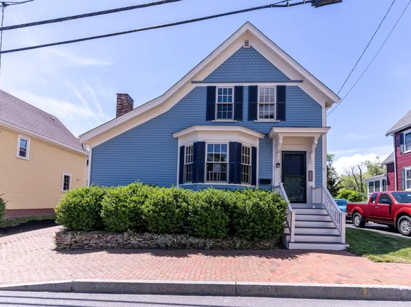 112 New Castle Avenue, Portsmouth, NH 03801