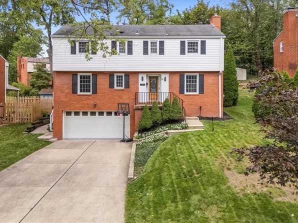 928 Bridgewater Dr, Pittsburgh, PA 15216