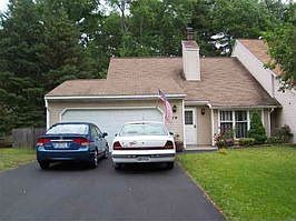 Home for Sale in Clifton Park, New York $194,000