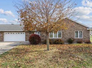 1025 Main St, Jesup, IA 50648