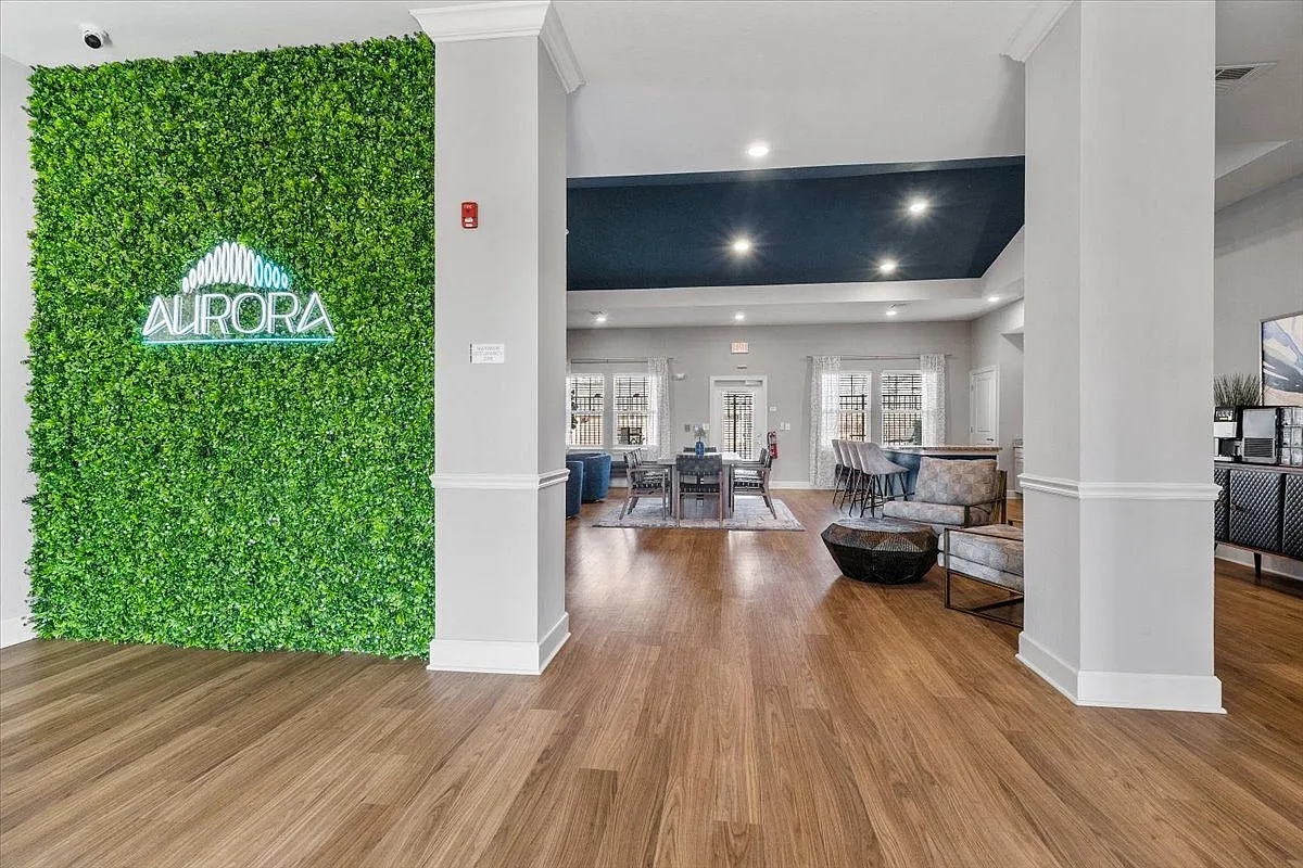 Aurora Apartments — Photo 1