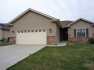 1506 Morgan Dr, Nebraska City, NE 68410