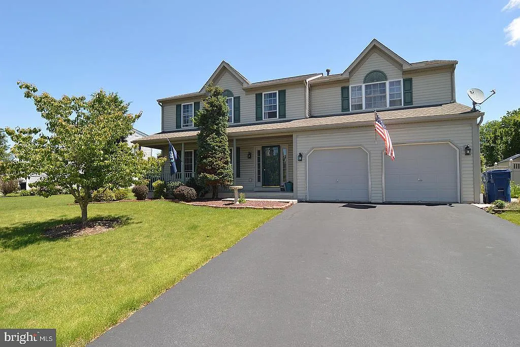 415 Merion Dr photo 1