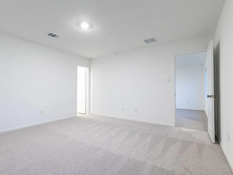 31406 Pratola Serra Cir — Photo 25