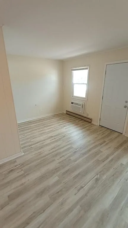201 E Cleveland St, Unit 5D — Photo 2
