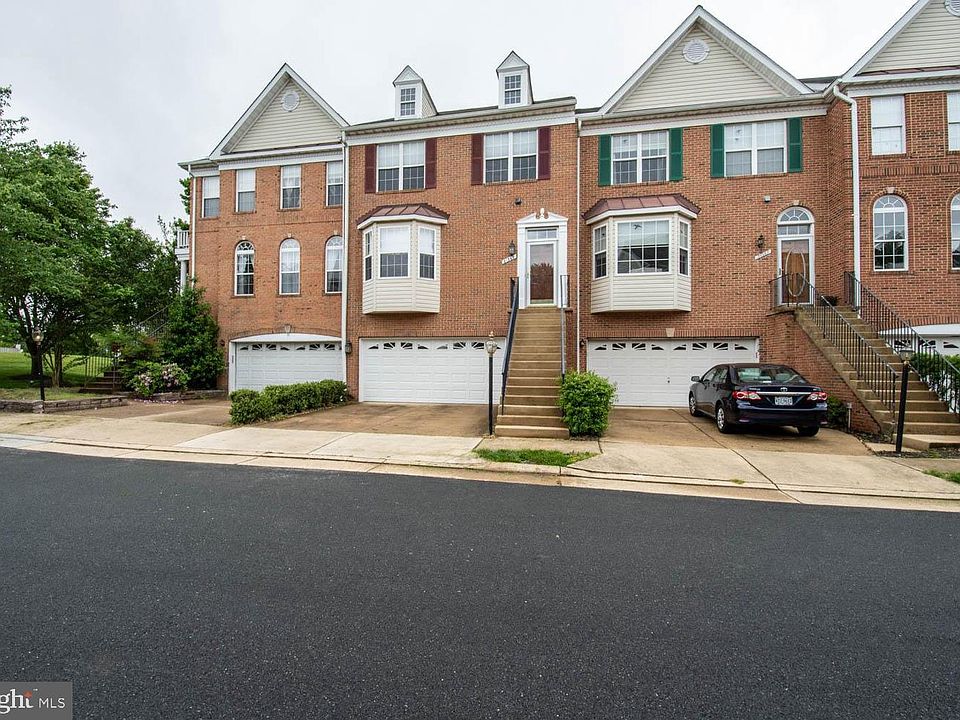 1st image of 21369 Sawyer Sq