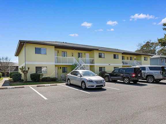 3rd image of 1301 Pridgen Rd. #1004