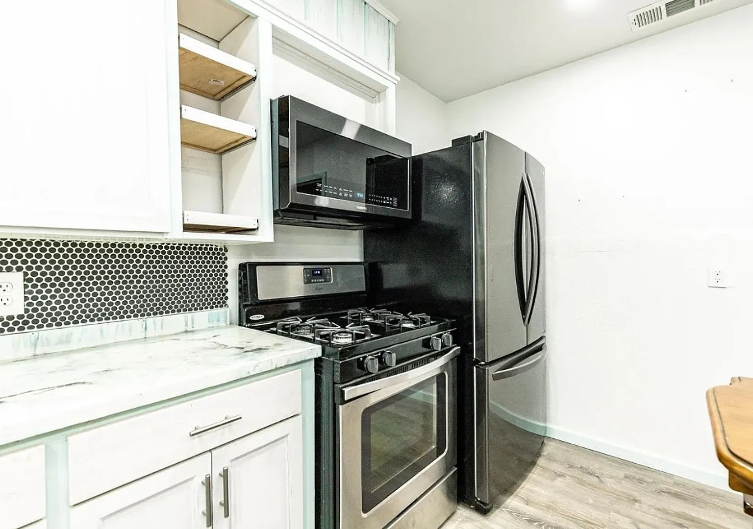 Spacious 4 bedroom 2 bathroom close to Texas Tech! — Photo 1