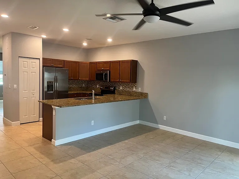 4328 Braxton Ave — Photo 8