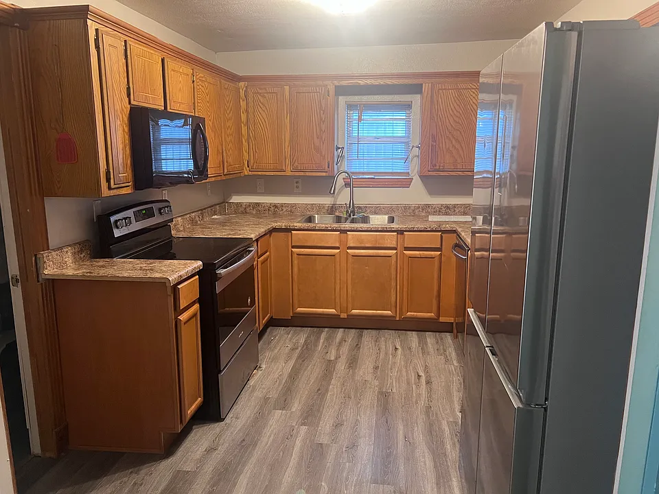 1227 1/2 W Minnesota Ave