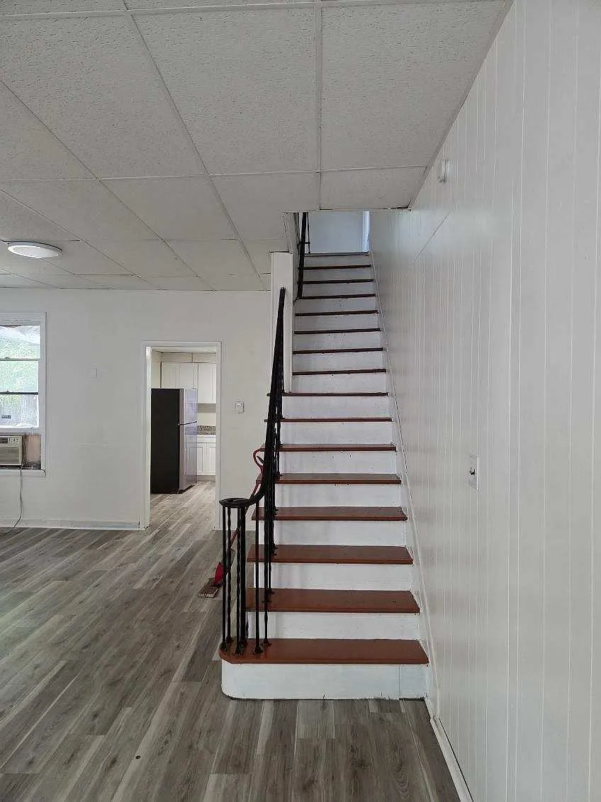 2 bed, 1200 sqft, $1,250 — Photo 3